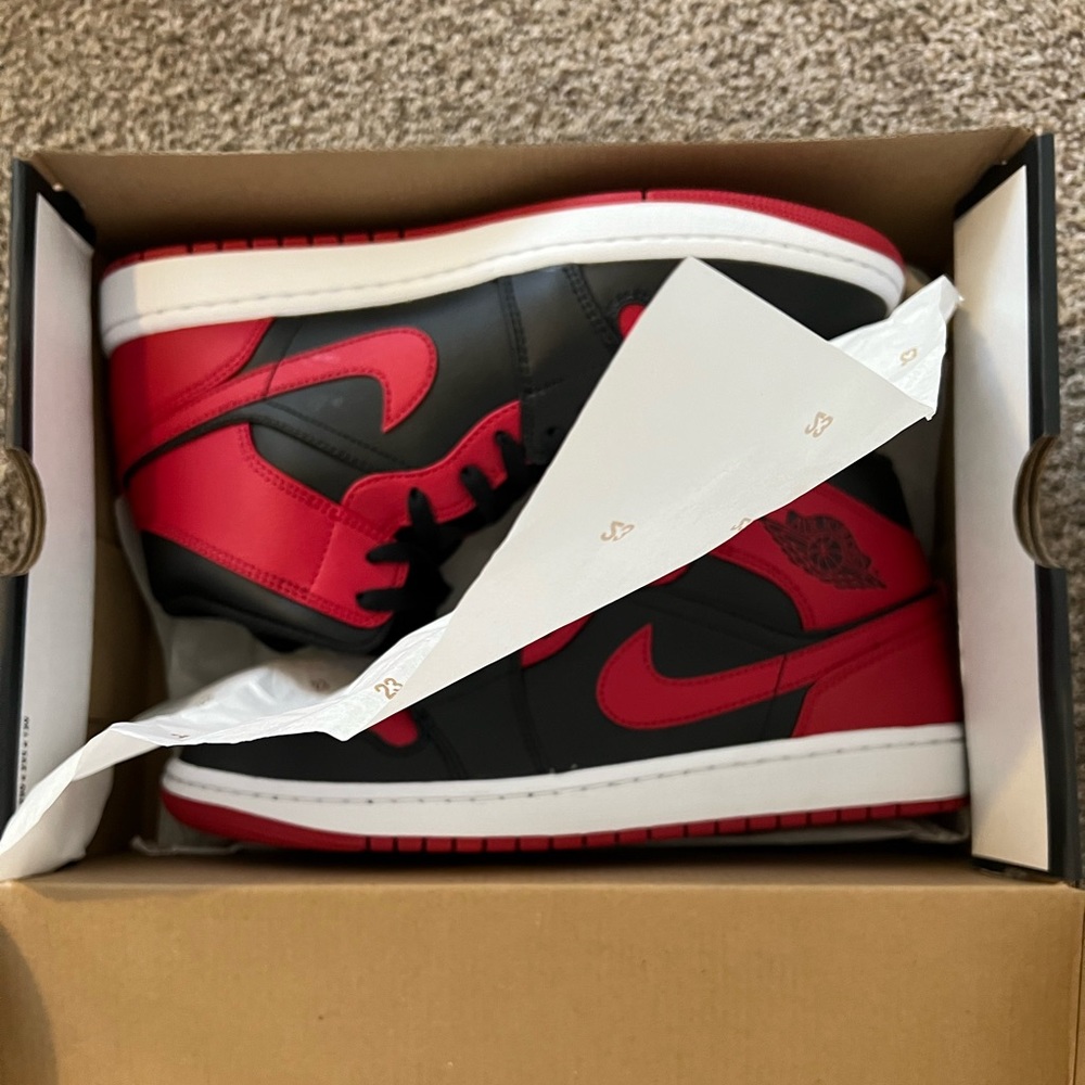 Air jordan 1 mid